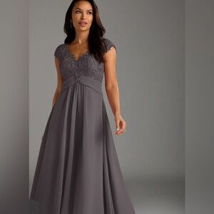 AZAZIE  Dress Women’s  18 Gown Size A 18 Prom Wedding mother bride nwt Plus